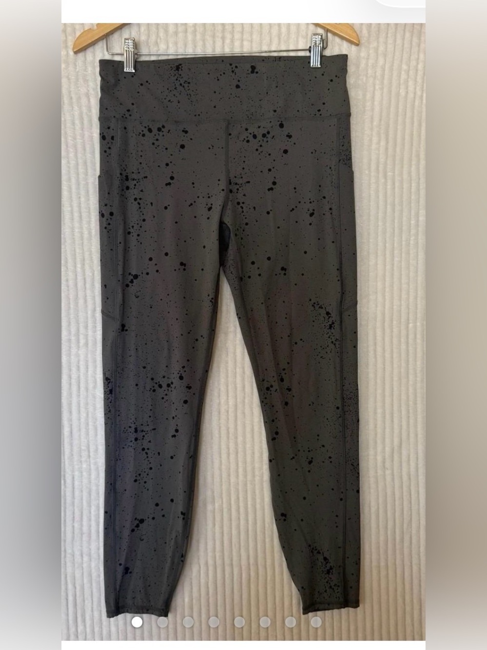 Vuori Women's Black Splatter-Print Leggings